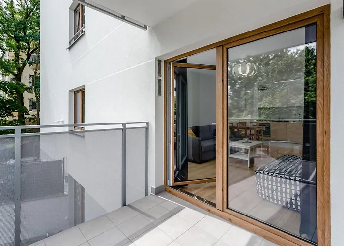 Enjoy! Marywilska * Varşova