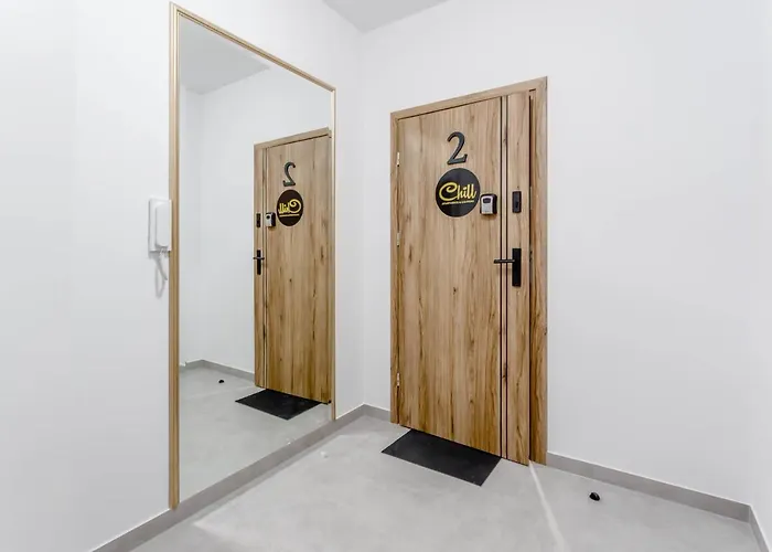 Enjoy! Marywilska Daire Varşova