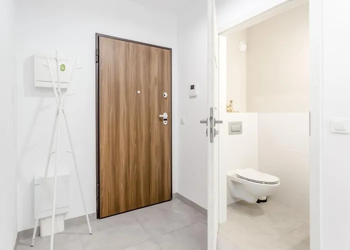 Enjoy! Marywilska Apartman Varsó