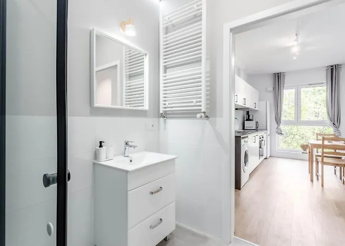 Enjoy! Marywilska Apartman Varsó