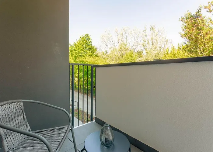 Enjoy! Marywilska * Varsó